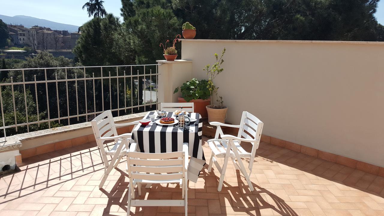 Le Petit Relais Bed & Breakfast Viterbo Exterior foto